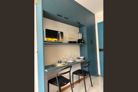 Sala/Cozinha de apartamento para alugar com 1 quarto, 28m² em Jardim Armação, Salvador