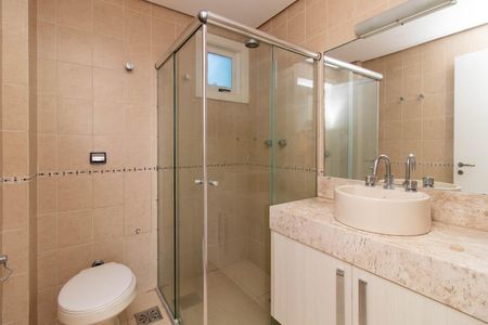 Casa de condomínio à venda com 196m², 2 quartos e 2 vagasBanheiro da Suíte