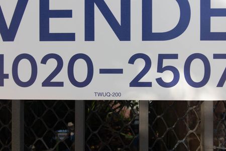 Casa de condomínio à venda com 196m², 2 quartos e 2 vagasPlaca