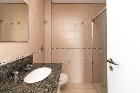 Casa de condomínio à venda com 196m², 2 quartos e 2 vagasBanheiro Social