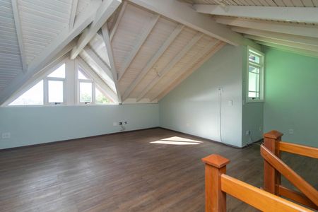 Casa de condomínio à venda com 196m², 2 quartos e 2 vagasSala 2