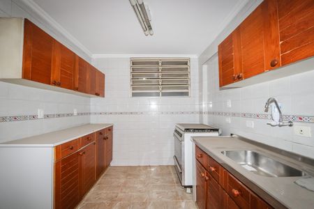 Cozinha de apartamento para alugar com 2 quartos, 102m² em Cerqueira César, São Paulo