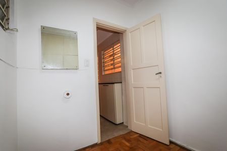 Quarto de serviço de apartamento à venda com 2 quartos, 102m² em Cerqueira César, São Paulo