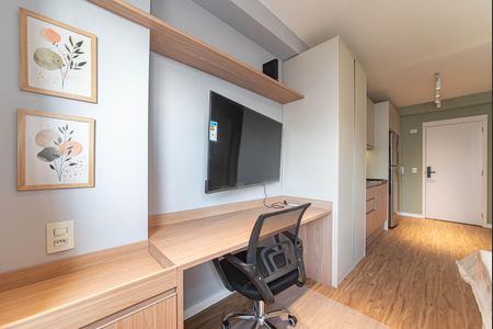 Quarto de kitnet/studio para alugar com 2 quartos, 27m² em Santo Amaro, São Paulo