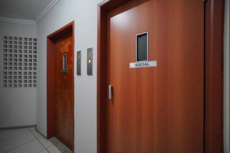 Apartamento para alugar com 40m², 1 quarto e 1 vagaElevador