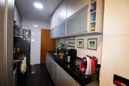 Apartamento à venda com 115m², 3 quartos e 2 vagas Apartamento à venda com 115m², 3 quartos e 2 vagasCozinha