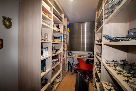 Apartamento à venda com 115m², 3 quartos e 2 vagas Apartamento à venda com 115m², 3 quartos e 2 vagasQuarto 03- Escritório