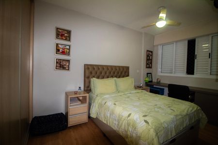 Apartamento à venda com 115m², 3 quartos e 2 vagas Apartamento à venda com 115m², 3 quartos e 2 vagasQuarto 02
