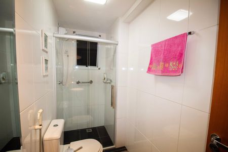 Apartamento à venda com 115m², 3 quartos e 2 vagas Apartamento à venda com 115m², 3 quartos e 2 vagasBanheiro Social