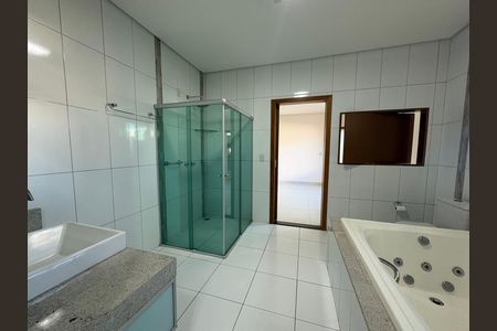 Casa à venda com 234m², 3 quartos e 4 vagas Casa à venda com 234m², 3 quartos e 4 vagasBanheiro da Suíte 1
