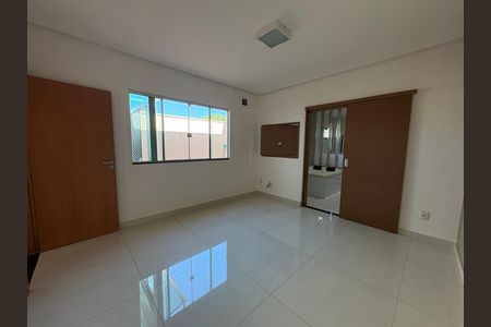 Casa à venda com 234m², 3 quartos e 4 vagas Casa à venda com 234m², 3 quartos e 4 vagasSuíte 1