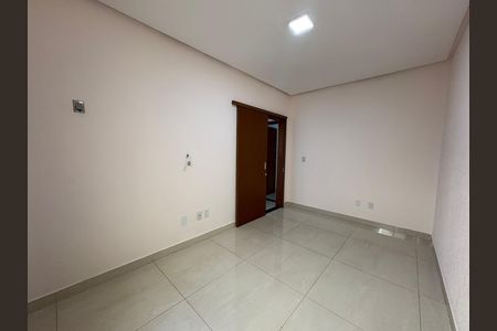 Suite 2 de casa à venda com 3 quartos, 234m² em Jardim América, Goiânia
