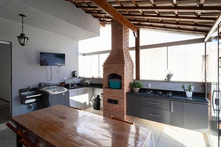 Apartamento à venda com 109m², 2 quartos e 2 vagasCobertura