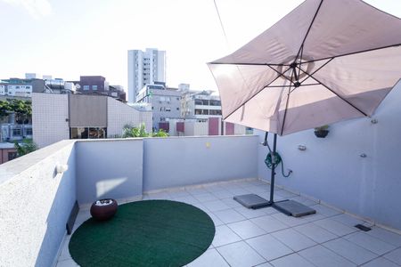 Apartamento à venda com 109m², 2 quartos e 2 vagasCobertura