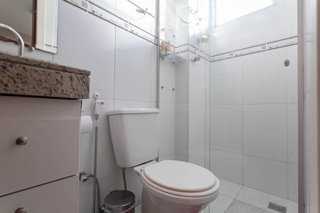Apartamento à venda com 109m², 2 quartos e 2 vagasBanheiro da suíte 