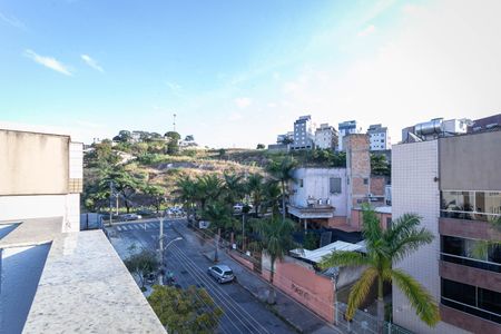 Apartamento à venda com 109m², 2 quartos e 2 vagasCobertura - Vista