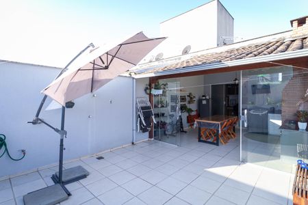Apartamento à venda com 109m², 2 quartos e 2 vagasCobertura