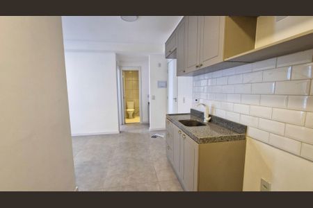 Apartamento para alugar com 37m², 2 quartos e sem vaga