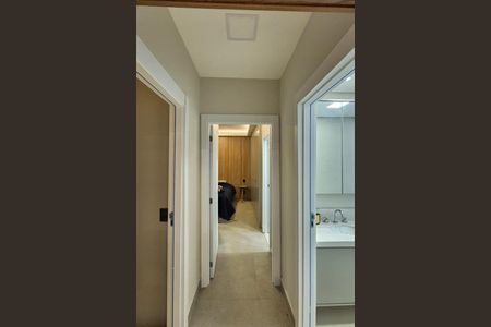 Apartamento para alugar com 67m², 2 quartos e 2 vagasCorredor 