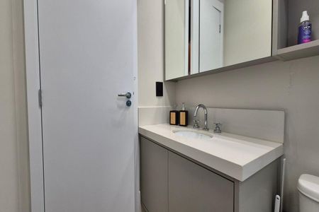 Apartamento para alugar com 67m², 2 quartos e 2 vagasBanheiro