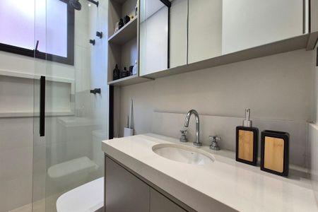 Apartamento para alugar com 67m², 2 quartos e 2 vagasBanheiro da Suíte