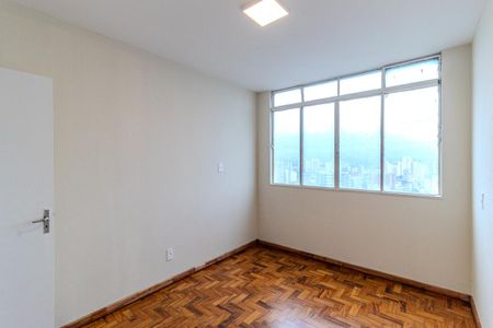 Apartamento para alugar com 65m², 2 quartos e 1 vaga Apartamento para alugar com 65m², 2 quartos e 1 vagaQuarto 2