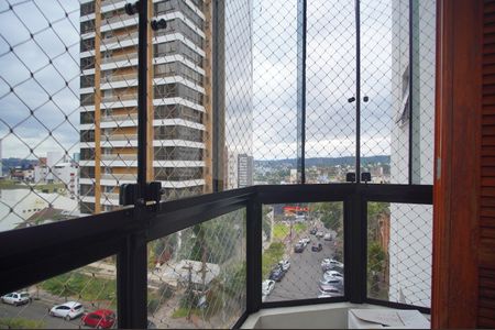 varanda da Suíte 2 de apartamento para alugar com 3 quartos, 129m² em Centro, Novo Hamburgo