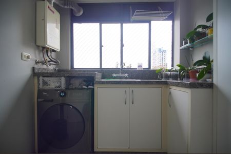 Apartamento à venda com 129m², 3 quartos e 1 vagaÁrea de Serviço