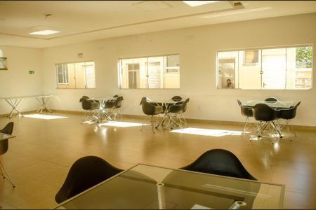 Apartamento à venda com 39m², 2 quartos e 1 vaga Apartamento à venda com 39m², 2 quartos e 1 vagaÁrea comum - Salão de festas
