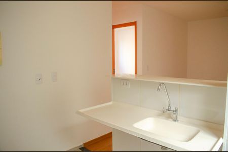 Cozinha de apartamento à venda com 2 quartos, 39m² em Residencial Jardim Belvedere, Goiânia