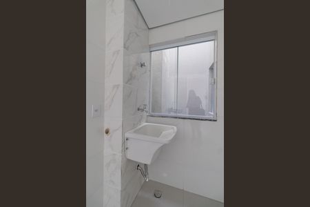 Apartamento à venda com 36m², 2 quartos e 1 vaga Apartamento à venda com 36m², 2 quartos e 1 vagaCozinha e Área de Serviço