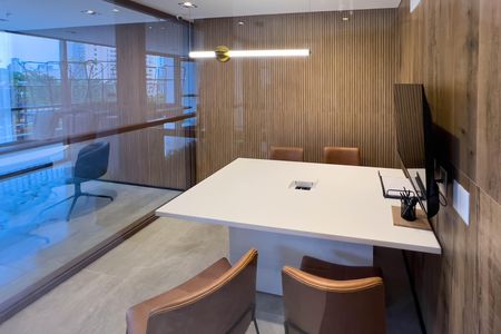Studio à venda com 20m², 1 quarto e sem vaga Studio à venda com 20m², 1 quarto e sem vagaSala de reunião