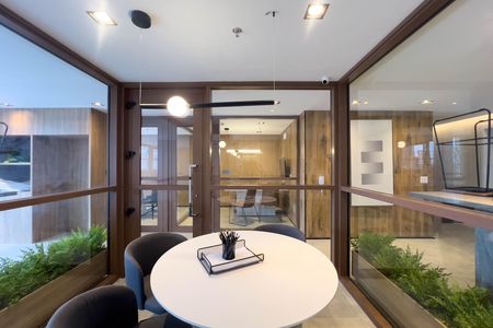 Studio à venda com 20m², 1 quarto e sem vaga Studio à venda com 20m², 1 quarto e sem vagaSala de reunião