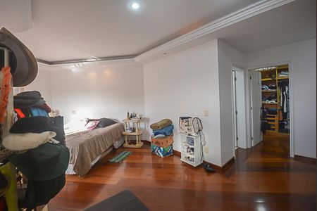 Apartamento para alugar com 1000m², 4 quartos e 4 vagas Apartamento para alugar com 1000m², 4 quartos e 4 vagasQuarto 3 - Suíte