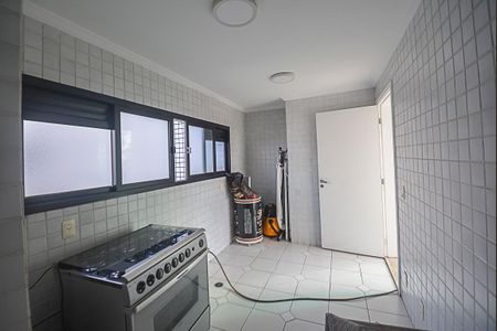 Apartamento para alugar com 1000m², 4 quartos e 4 vagas Apartamento para alugar com 1000m², 4 quartos e 4 vagasQuarto de Serviço