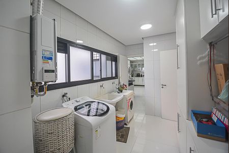 Apartamento para alugar com 1000m², 4 quartos e 4 vagas Apartamento para alugar com 1000m², 4 quartos e 4 vagasÁrea de Serviço