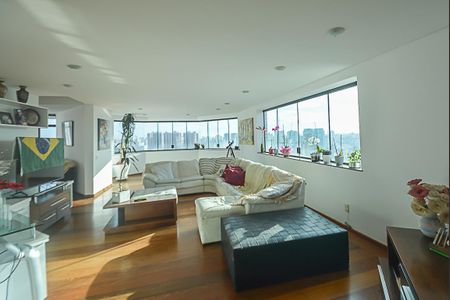 Apartamento para alugar com 1000m², 4 quartos e 4 vagas Apartamento para alugar com 1000m², 4 quartos e 4 vagasSala 2