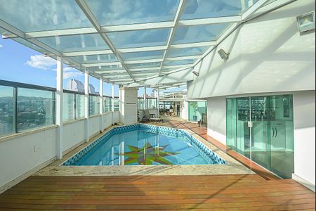 Apartamento para alugar com 1000m², 4 quartos e 4 vagas Apartamento para alugar com 1000m², 4 quartos e 4 vagasPiscina