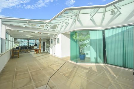 Apartamento para alugar com 1000m², 4 quartos e 4 vagas Apartamento para alugar com 1000m², 4 quartos e 4 vagasChurrasqueira