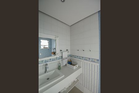 Apartamento para alugar com 1000m², 4 quartos e 4 vagas Apartamento para alugar com 1000m², 4 quartos e 4 vagasBanheiro de serviço 2