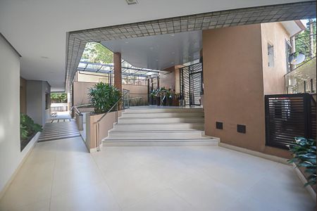 Apartamento para alugar com 1000m², 4 quartos e 4 vagas Apartamento para alugar com 1000m², 4 quartos e 4 vagasHall de entrada