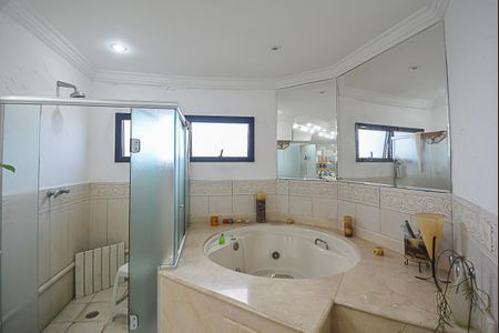 Apartamento para alugar com 1000m², 4 quartos e 4 vagas Apartamento para alugar com 1000m², 4 quartos e 4 vagasBanheiro da Suíte 3