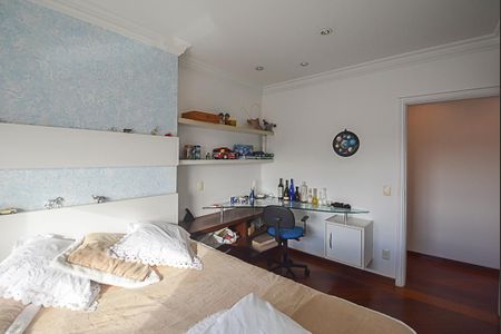 Apartamento para alugar com 1000m², 4 quartos e 4 vagas Apartamento para alugar com 1000m², 4 quartos e 4 vagasQuarto 2 - Suíte