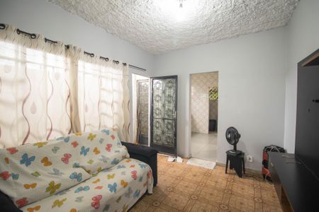 Sala de casa de condomínio para alugar com 1 quarto, 60m² em Ze Garoto, São Gonçalo