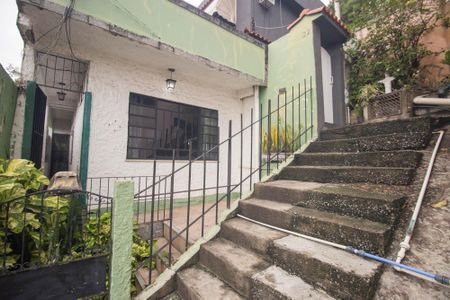 Casa de condomínio para alugar com 60m², 1 quarto e sem vagaQuintal