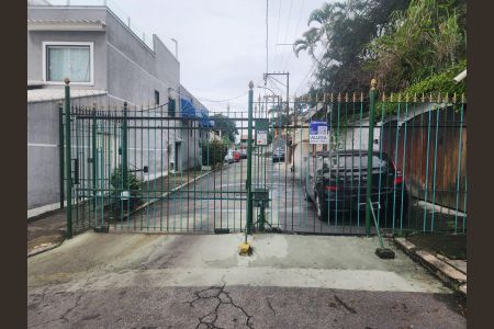 Casa de condomínio para alugar com 60m², 1 quarto e sem vagaFachada