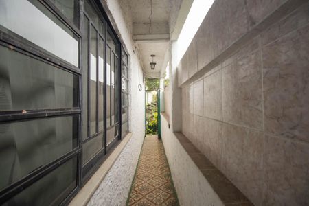 Casa de condomínio para alugar com 60m², 1 quarto e sem vagaCorredor