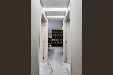 Apartamento à venda com 112m², 2 quartos e 1 vaga Apartamento à venda com 112m², 2 quartos e 1 vagaCorredor