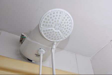 Apartamento para alugar com 56m², 2 quartos e 1 vagaDetalhe - Banheiro Social