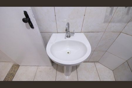 Casa para alugar com 1 quarto, 70m² em Parque das Flores, São Paulo